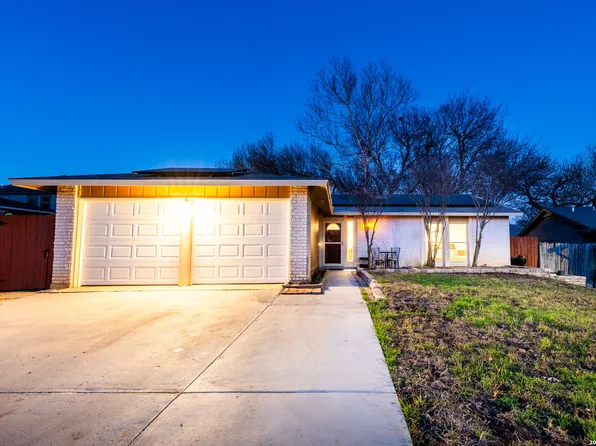 201 Crosswood, Universal City, TX 78148