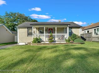 707 Wayside Rd, Neptune, NJ 07753