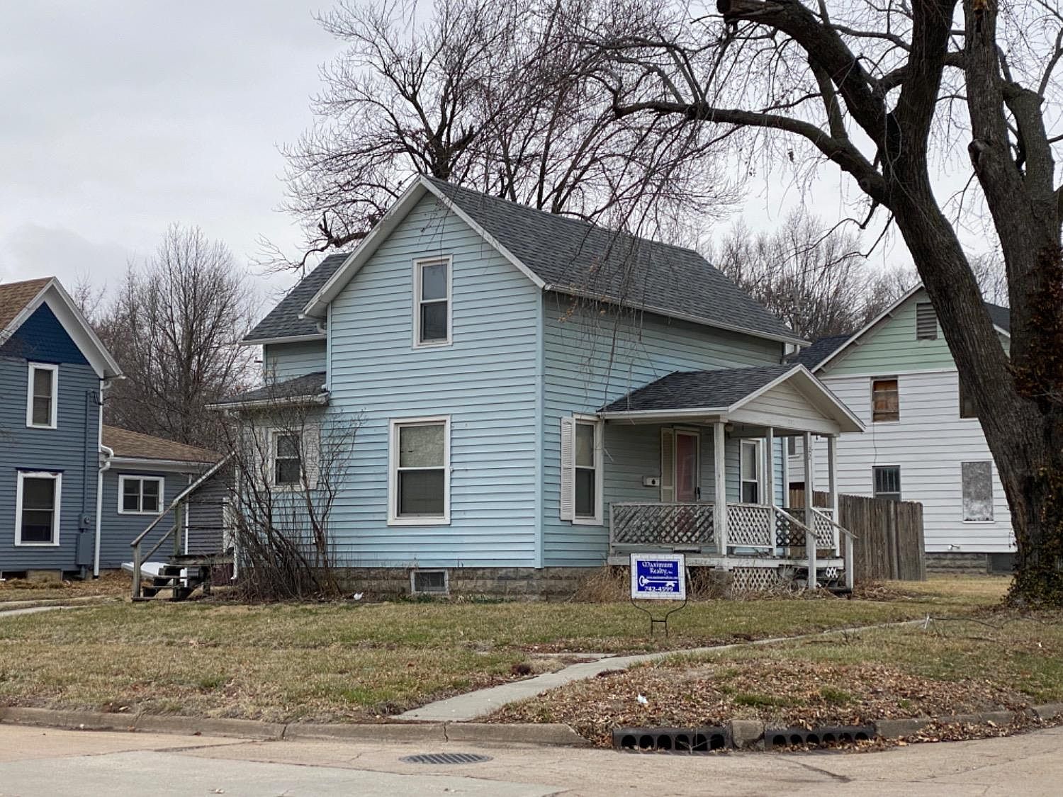 221 S 11th St, Sabetha, KS 66534 Zillow