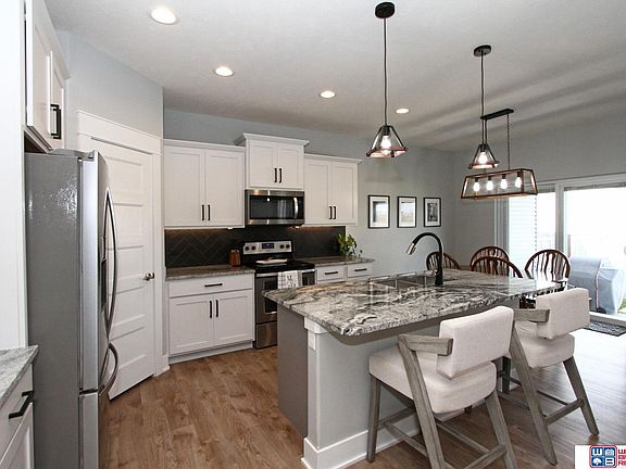 2nd image of 8308 Yankee Woods Dr