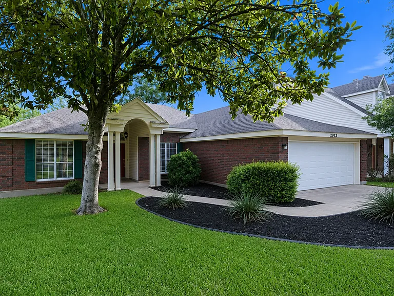 2912 Shotgun Ln — Photo 2