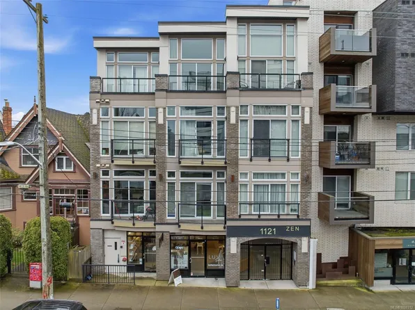 1121 Fort St #208, Victoria, BC V8V 3K9