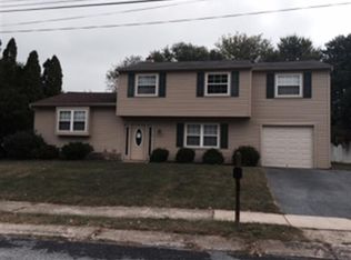 5849 Clarkson Dr, East Petersburg, PA 17520