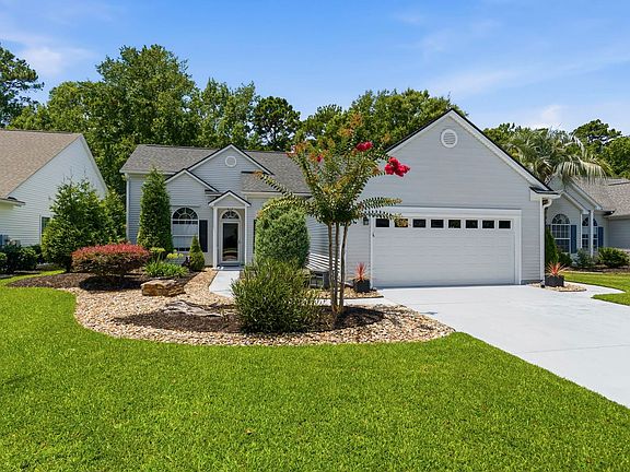 4th image of 1674 Sedgefield Dr.