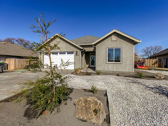 2nd image of 22010 Carmelo St