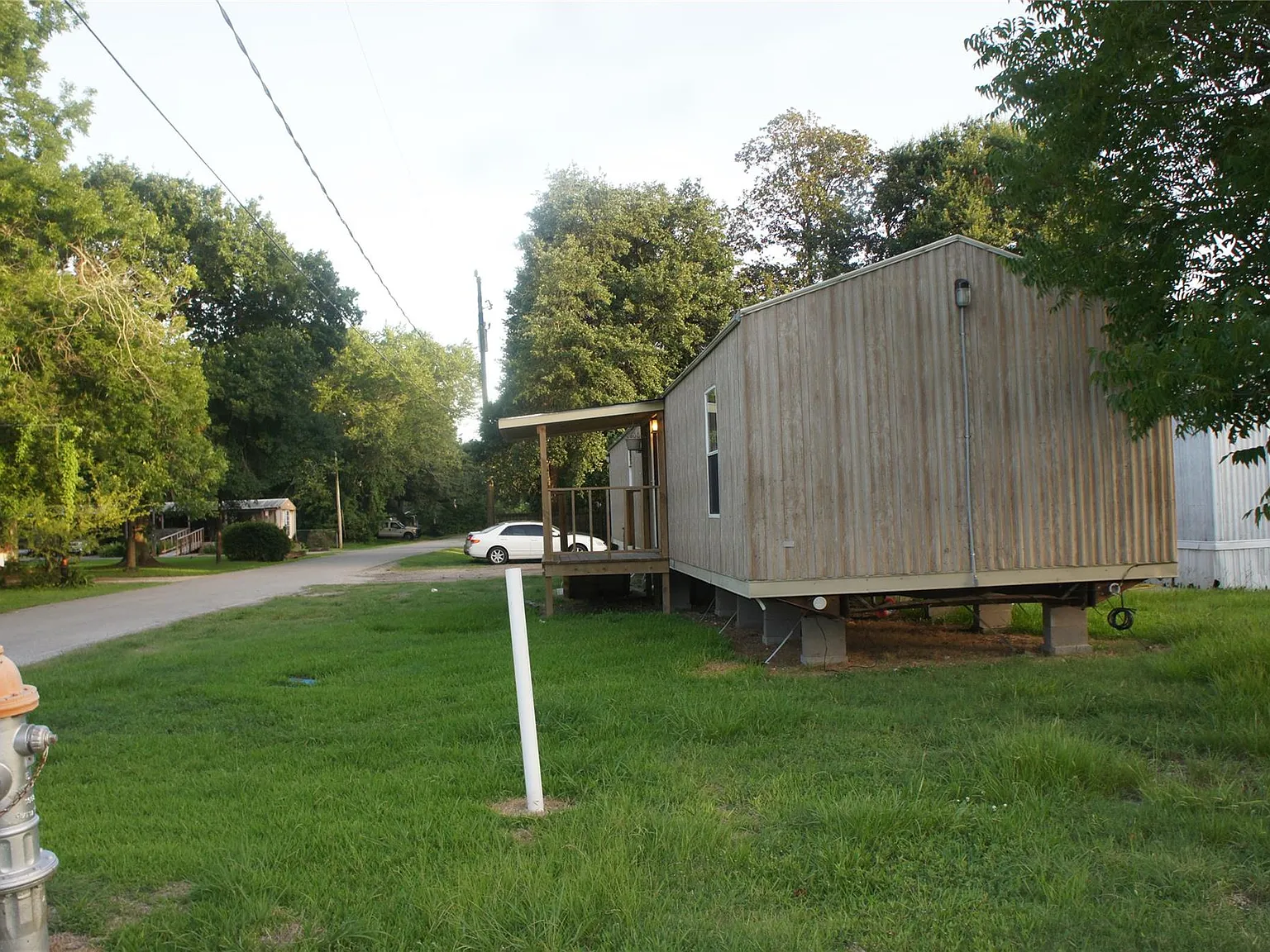 601 Clear Lake Rd — Photo 2