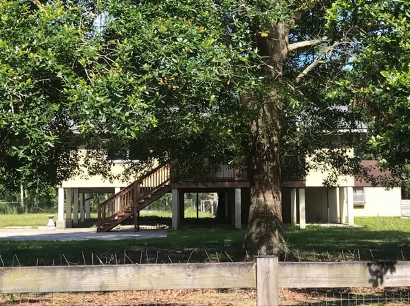 207 Pine Hazel Dr, Slidell, LA 70461