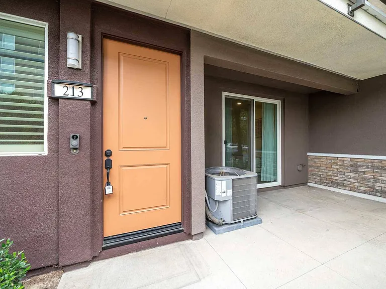 213 Steely — Photo 39