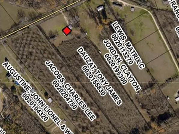 688 Gum Ridge Rd, Marksville, LA 71351