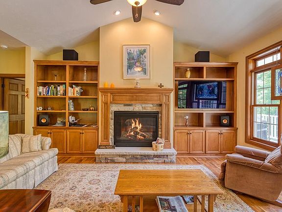 2nd image of 11933 Cottage Glen Dr #4028