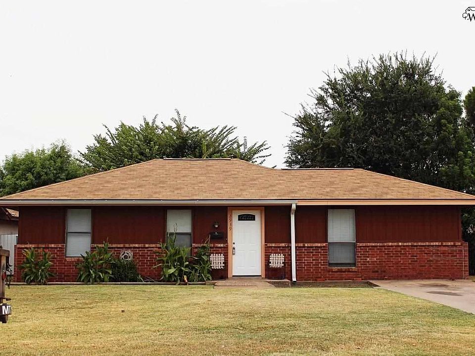 1st image of 2939 Stearns Ave