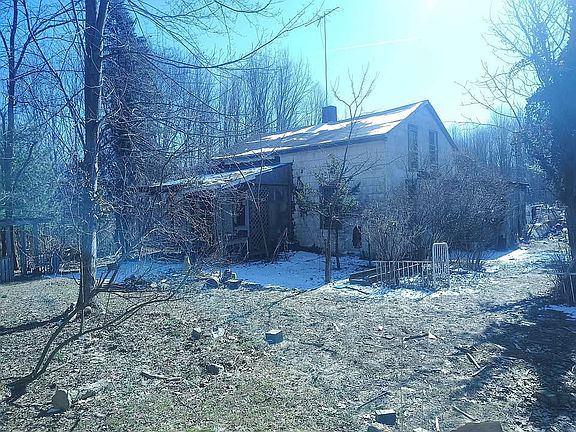 4th image of 8983 Shadeland Rd