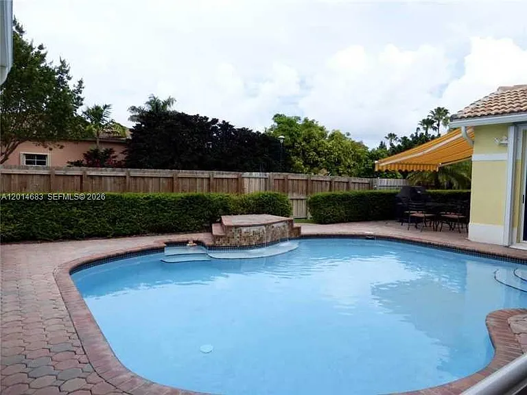 9026 SW 160th Ter — Photo 4