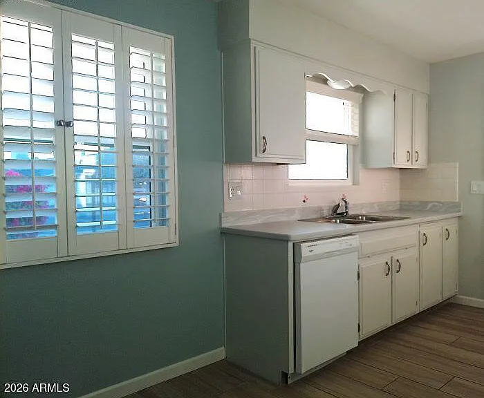11644 N Balboa Dr — Photo 9