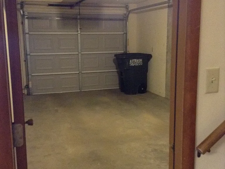 717 Ridgewood Dr — Photo 29