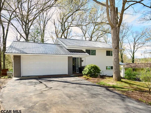 548 E Hillside Ave, State College, PA 16803