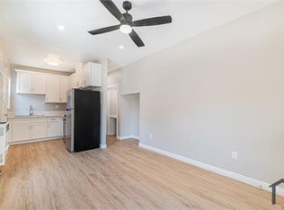 817 N Madison Ave #819, Los Angeles, CA 90029