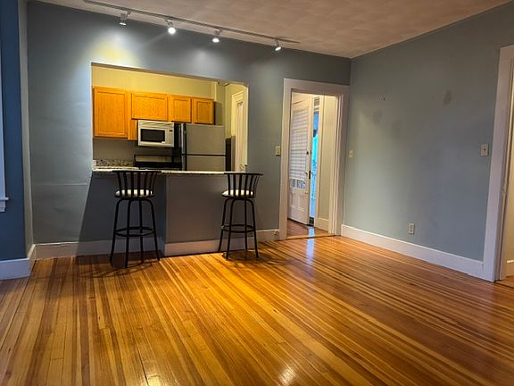 5th image of 299 Nahant Rd APT 9