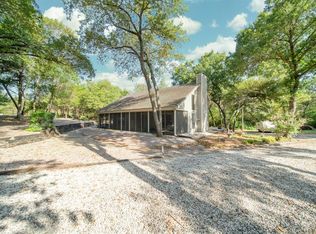 1037 Wilson Rd, Lancaster, TX 75146
