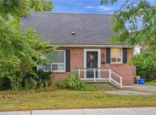 408 Sanatorium Rd, Hamilton, ON L9C2A9