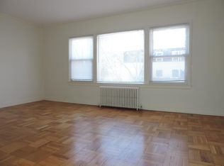 523 Custer Ave #2, Evanston, IL 60202