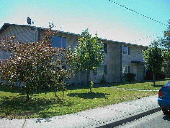 Pleasant Yards for Entert