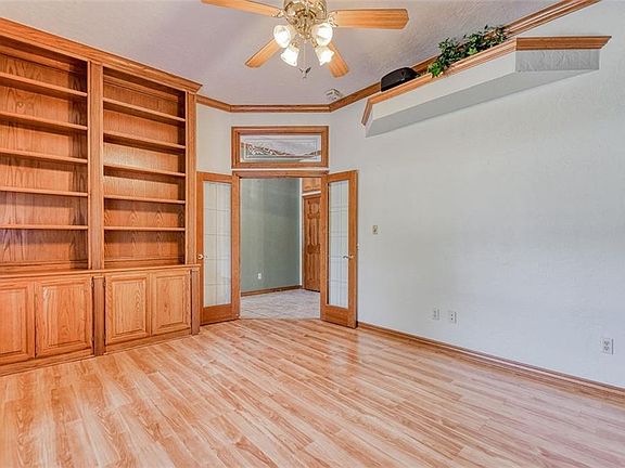 5th image of 2813 Misty Lake Ct