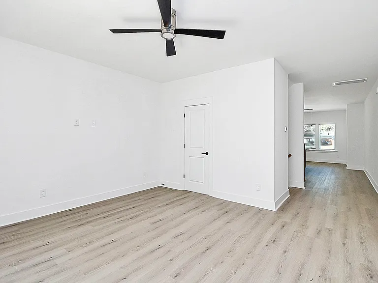 2613 Dr Carver Rd — Photo 21