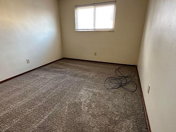 5th image of 770 Brady Ave #14