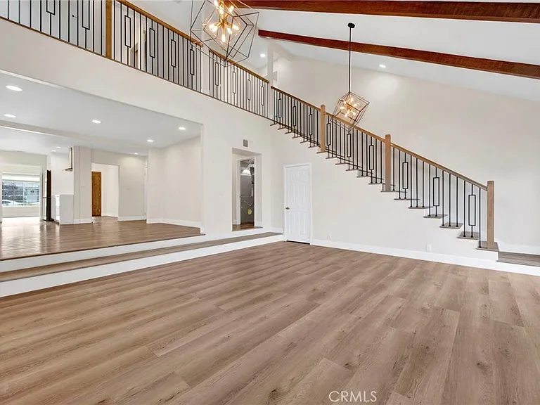 1432 N Catalina St — Photo 20