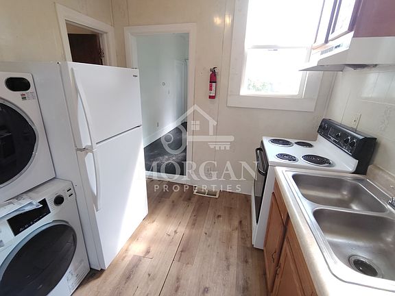 3rd image of 1406 W Main St #1/2