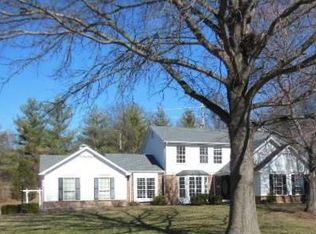 2208 Kehrsgrove Ct, Chesterfield, MO 63005