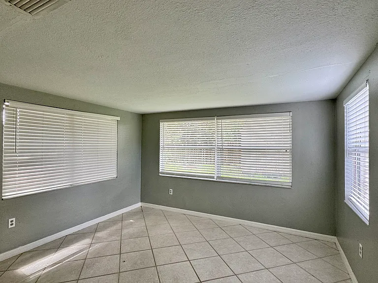 6110 Louisiana Ave — Photo 11