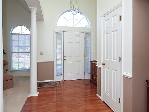4th image of 2908 Windmere Ct