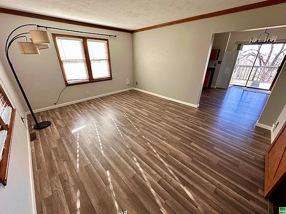 5th image of 2127 Kennedy Dr
