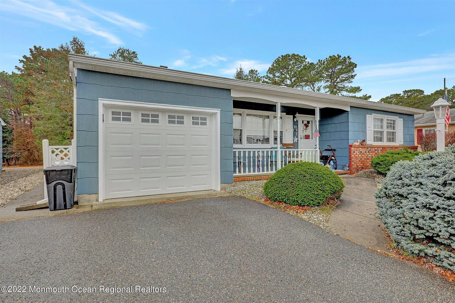 15 Bennington Dr photo 1