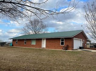 1957 Watson Bridge Rd, Webb, AL 36376