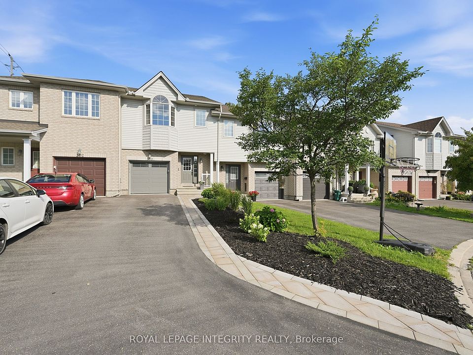 1st image of 300 Rolling Meadow Cres