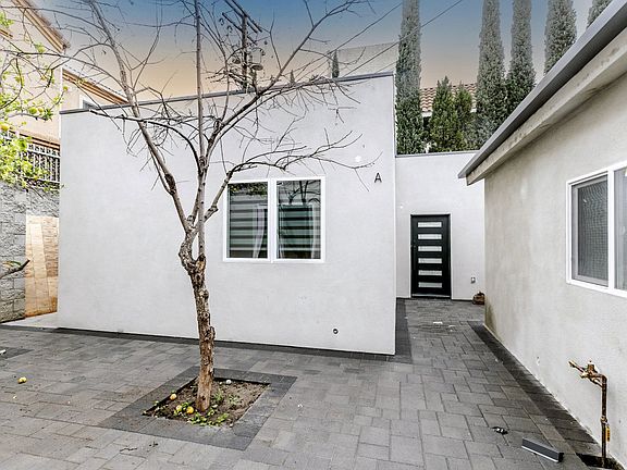 2nd image of 1114 Park Ave #A
