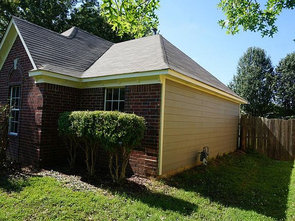 3rd image of 5855 Chadwell