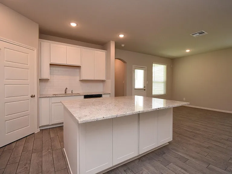 2128 Port Jackson Dr — Photo 18