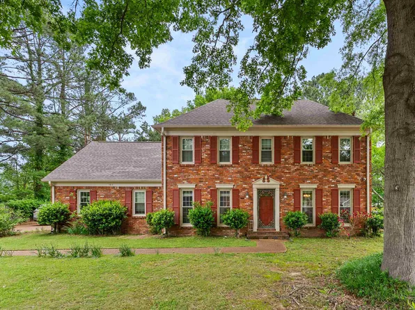 182 E Powell Rd, Collierville, TN 38017