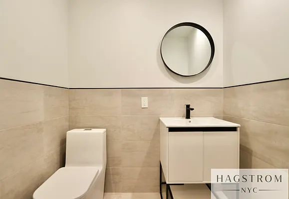 Rented by Hagstrom Management Inc | media 4