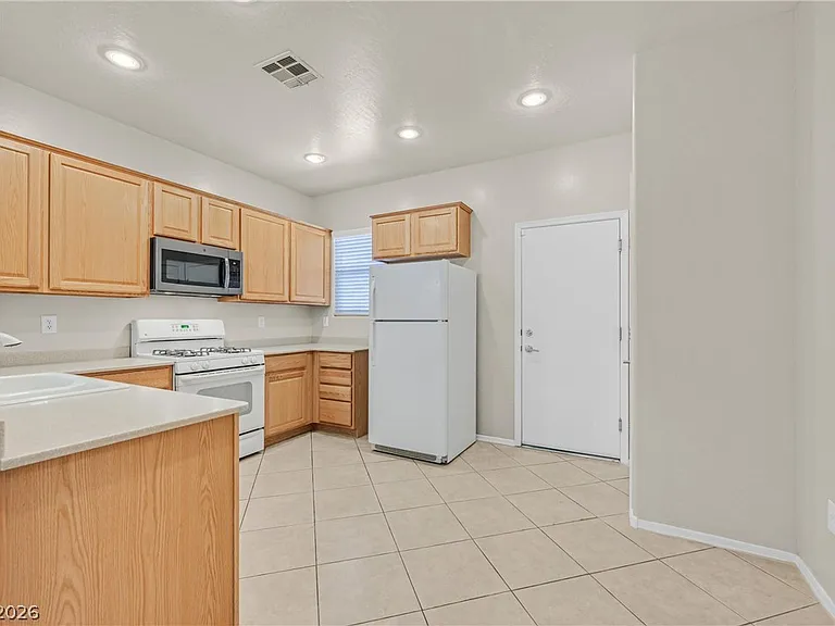 2407 Jada Dr — Photo 15