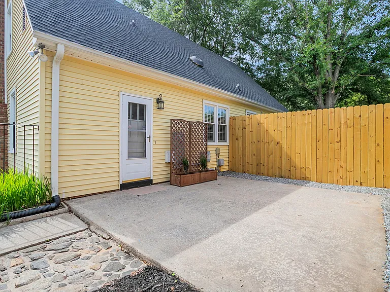 5018 Raintree Ln — Photo 40