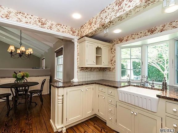 5th image of 11 Briarfield Ln