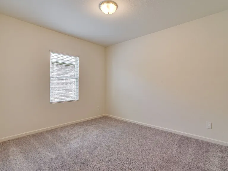 778 Camden Dr — Photo 24