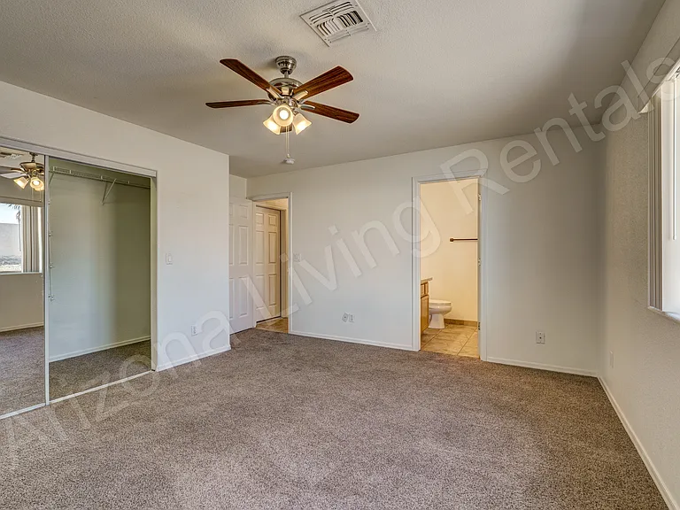 79 Keywester Dr — Photo 10
