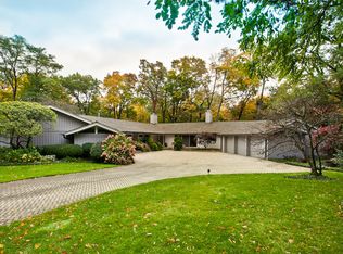 529 Pine Ln, Lake Forest, IL 60045