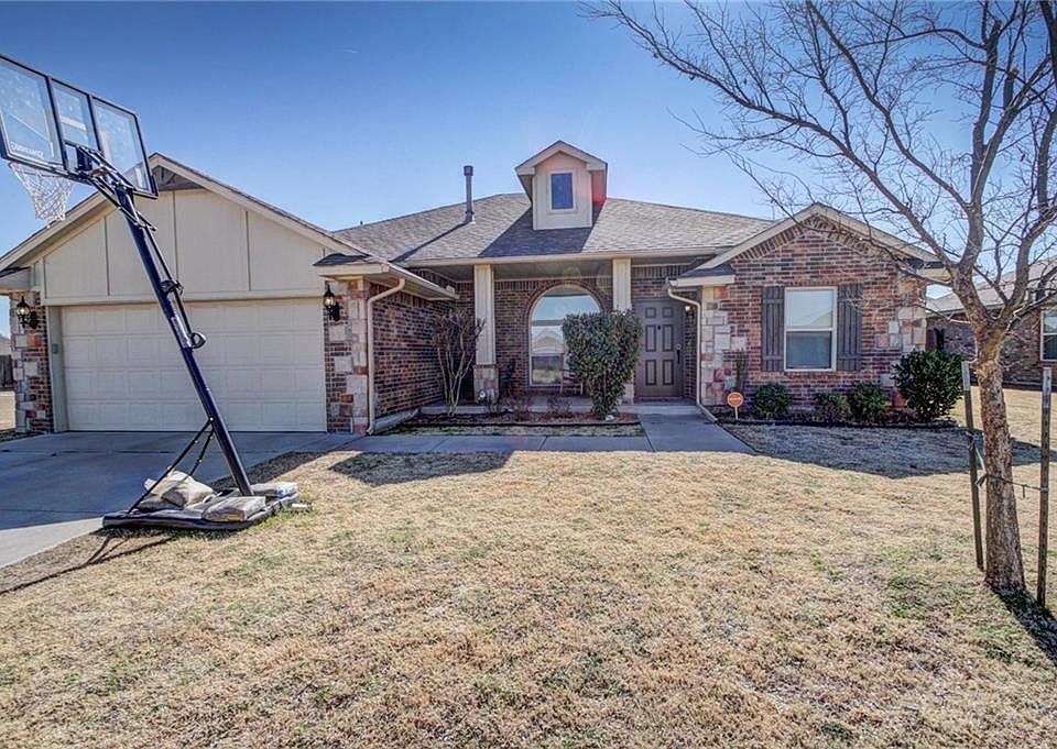 1st image of 2252 Peacock Dr